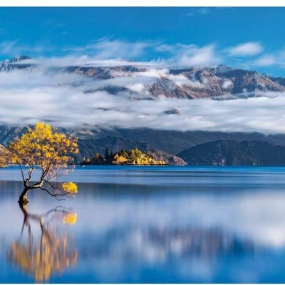 Zlaté odrazy jezera Wanaka - Panoramatické puzzle