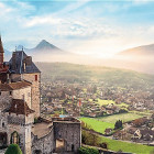 Puzzle - Trefl - Hrad Menthon, Francie - Panoramatické puzzle